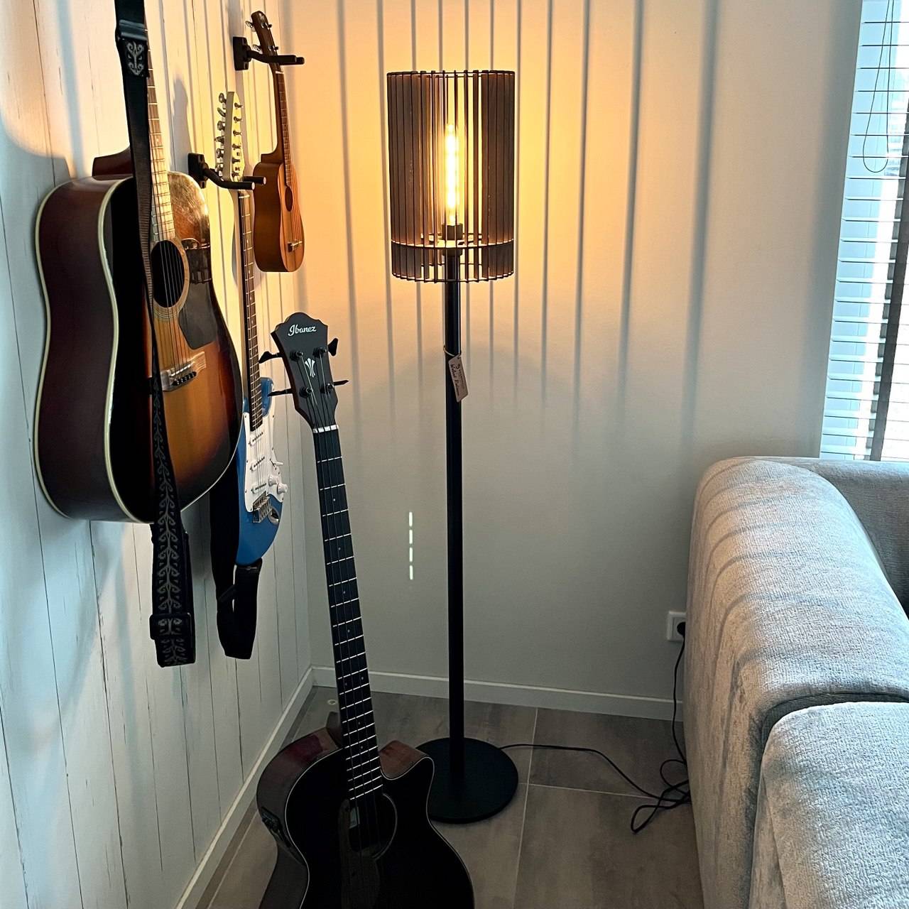 Walnut Radiance vloerlamp van Decospace