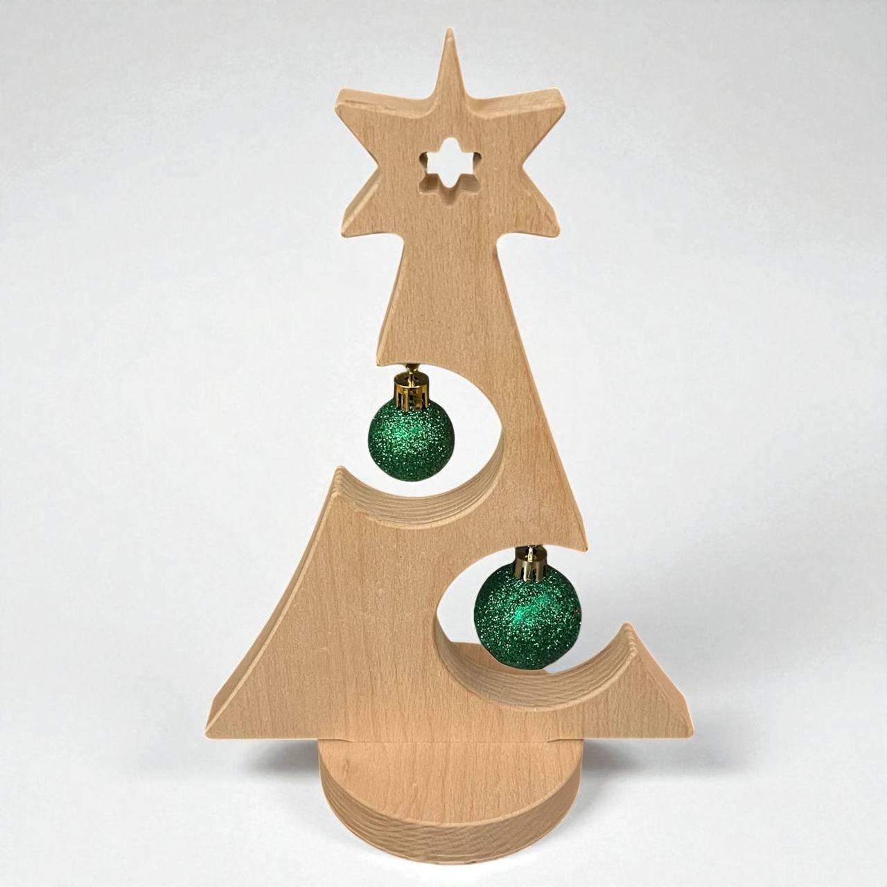 Houten kerstboom met kerstballen groen glitter
