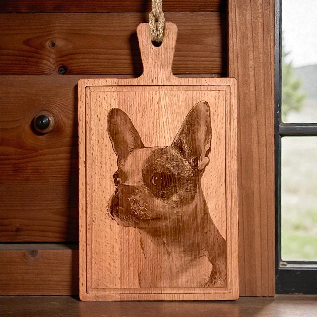 Borrelplank beukenhout met fotogravure van een hond