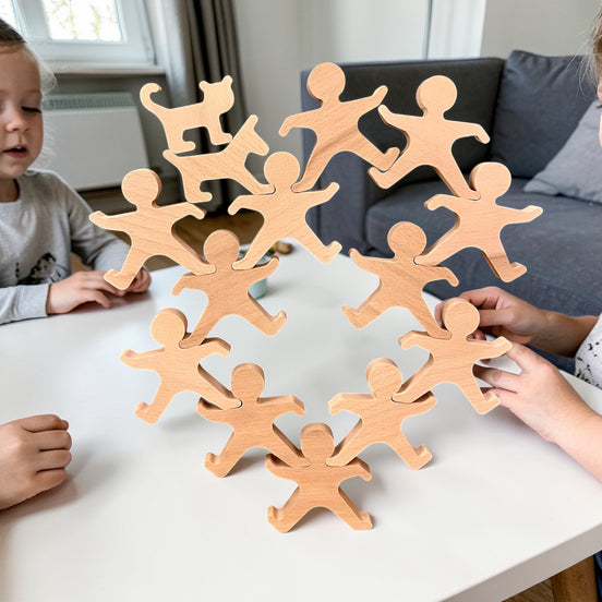 Educatief houten balansspel voor kinderen met stapelbare figuren van beukenhout