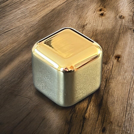 Whiskey koelblokje goudkleurig