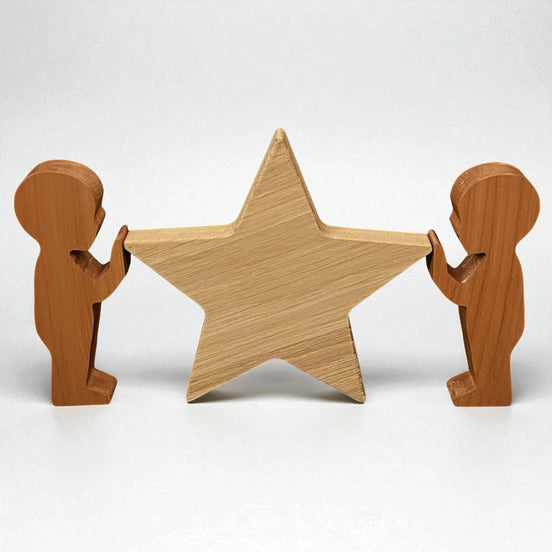 Eikenhouten kerstster met 5 punten personaliseerbaar